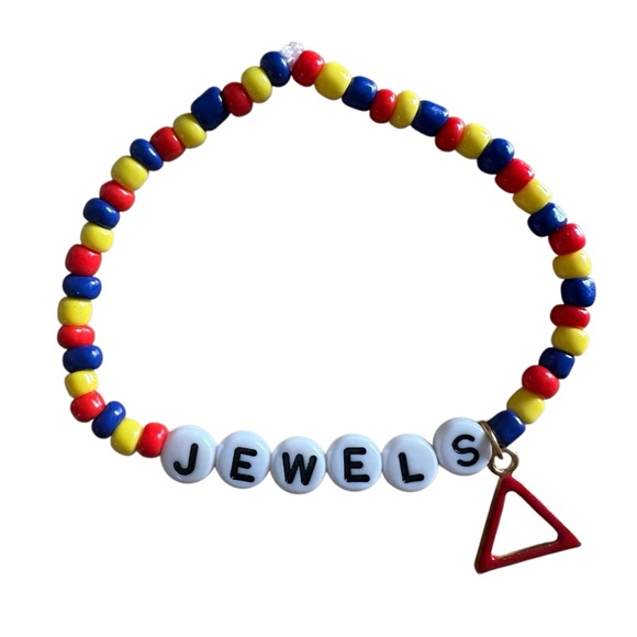 Bundle of 2 Handmade Taylor Swift “Junior Jewels” Bracelets, Gift Bag & Stickers - Picture 4 of 5